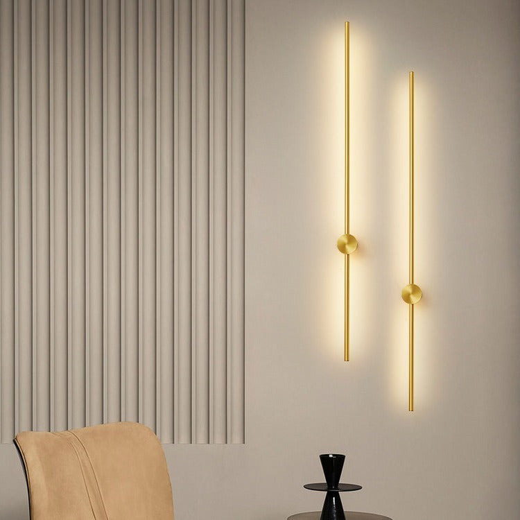 Sleek Swivel Wall Light