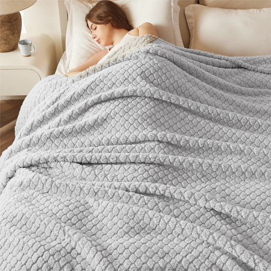 Bedsure Grey King Blanket for Bed - Super Soft Cozy Blankets for Women Cute Large Blanket for Girls 108x90 Inches